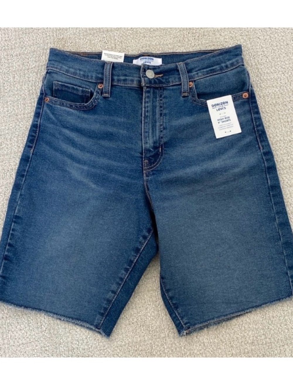 Denizen Levi’s Vintage High-rise 9” Shorts Dark Wash Size 2, 26 Waist